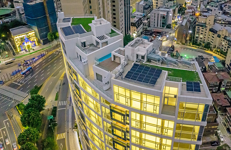 Green buildings: Requirements, features, life cycle, and relevant ...