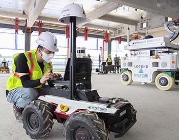 현대건설, 건설로보틱스 시연회 개최 - 무인로봇 활용해 건설현장 품질·안전 혁신한다
